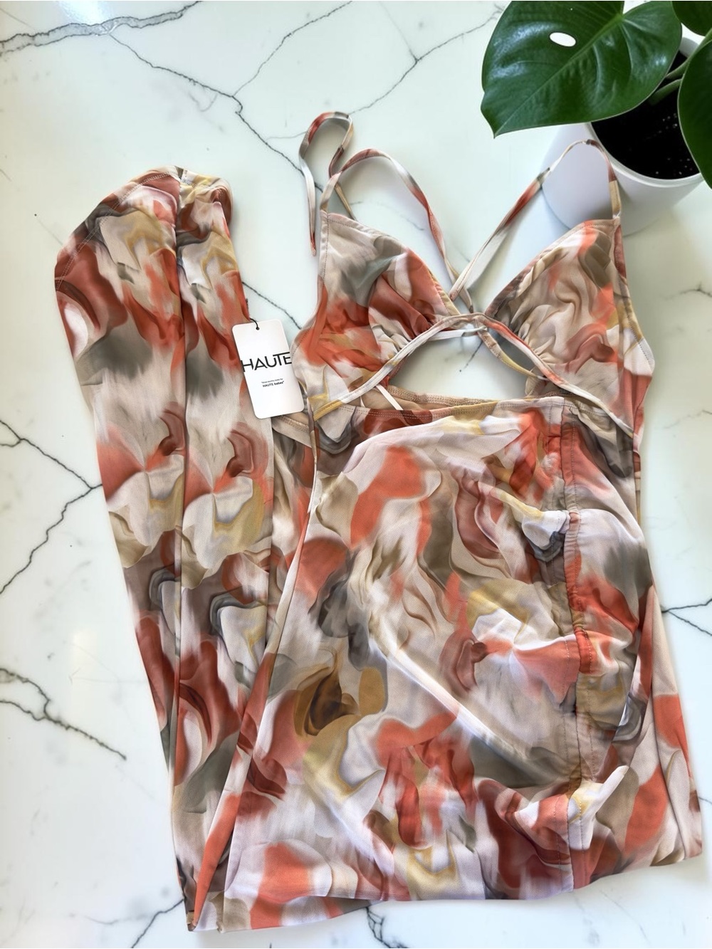 SHEIN Multicolor Satin Cami Dress in Coral, Cream & Gray